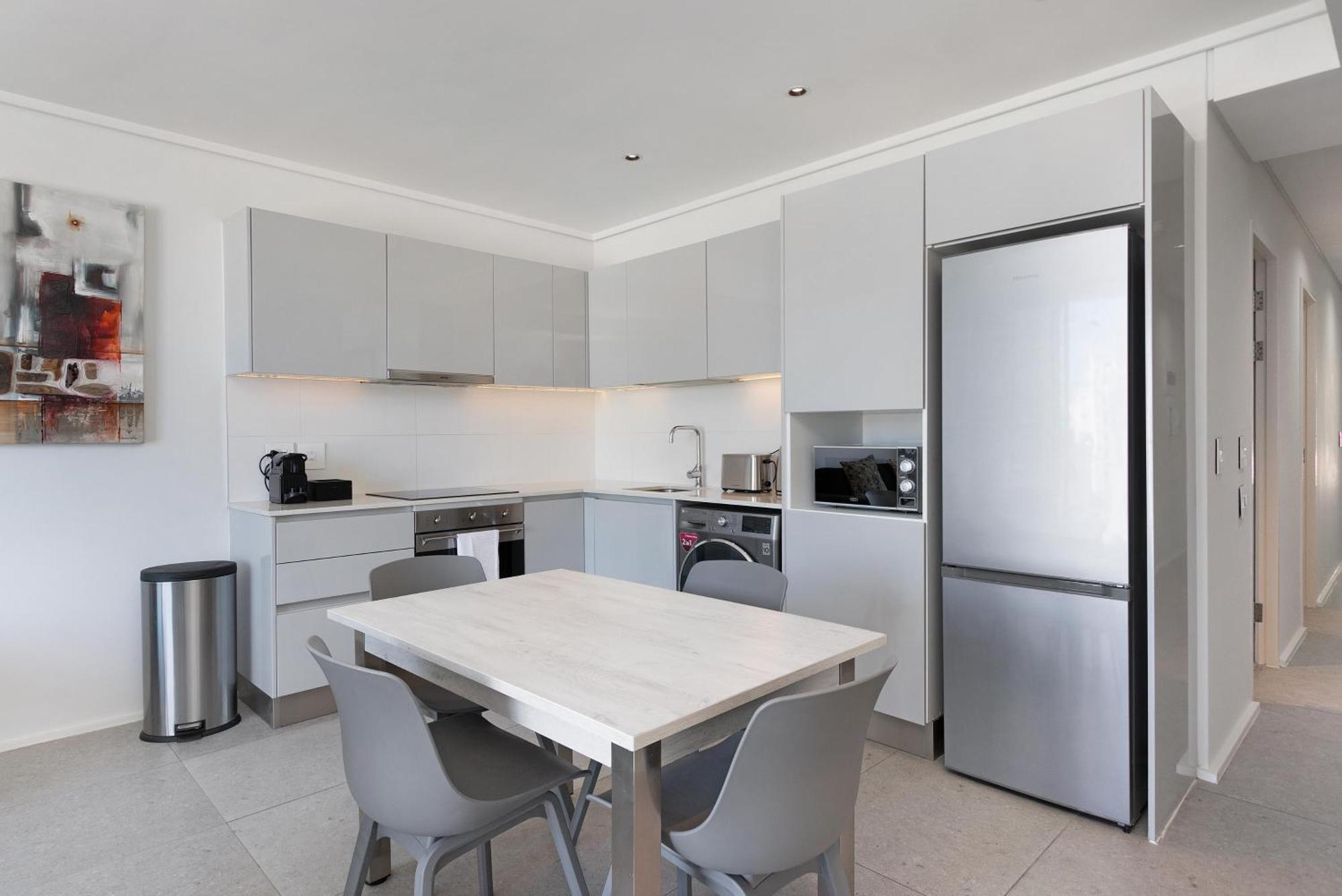 The Cosmo Luxury Suites By Totalstay Cape Town Exterior photo