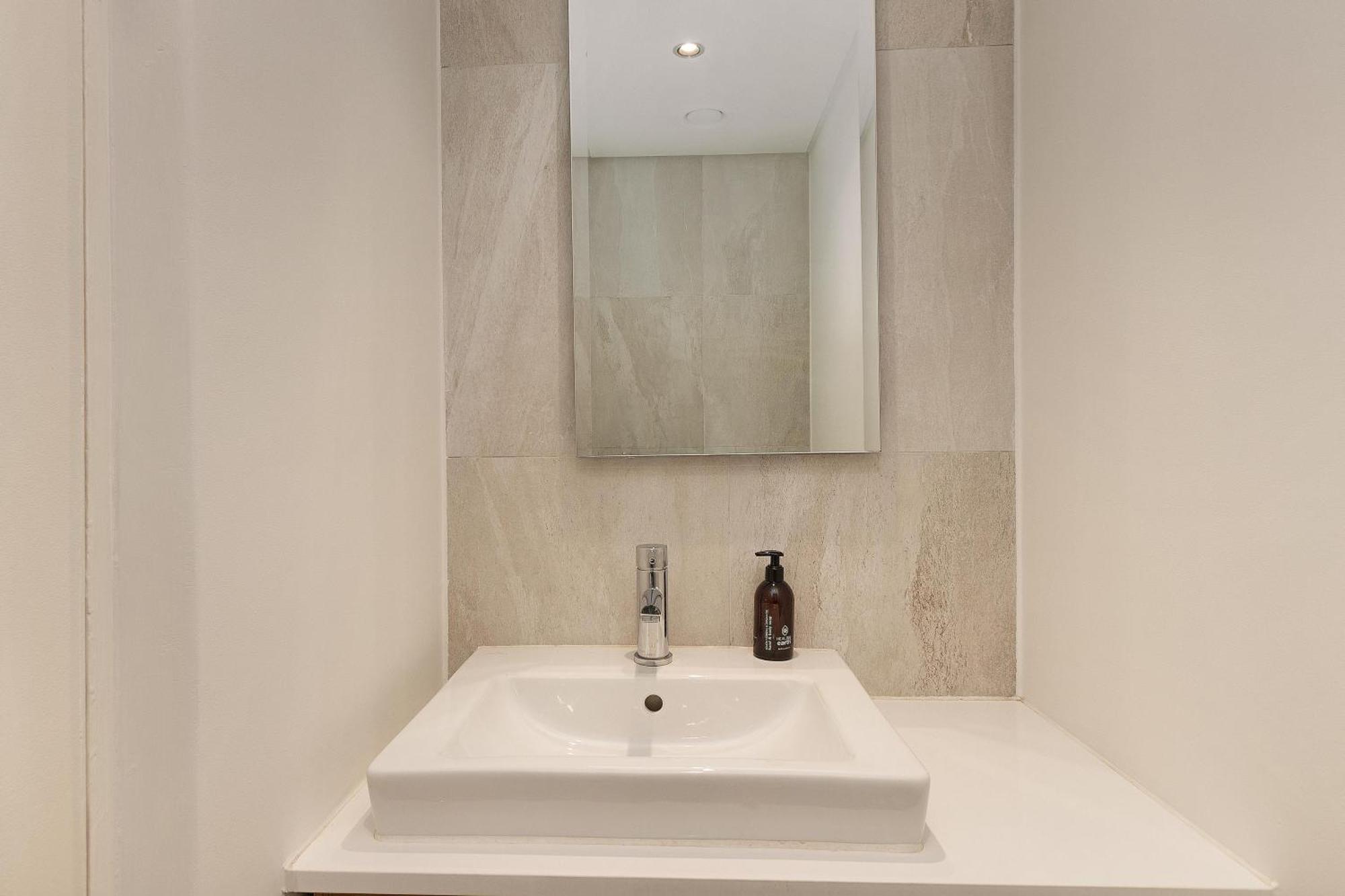 The Cosmo Luxury Suites By Totalstay Cape Town Exterior photo
