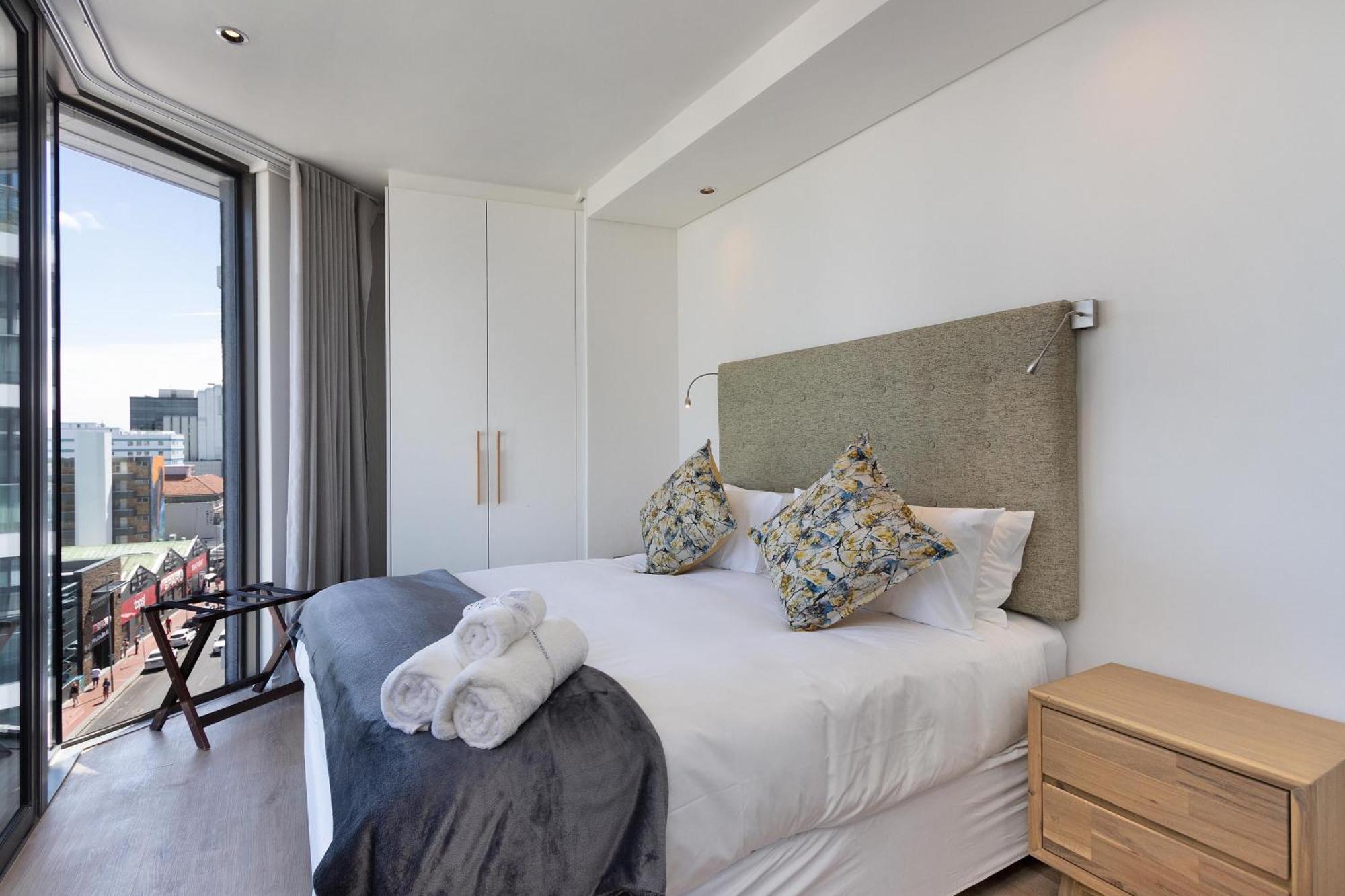 The Cosmo Luxury Suites By Totalstay Cape Town Exterior photo